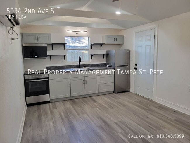 Building Photo - 5034 2nd Ave S