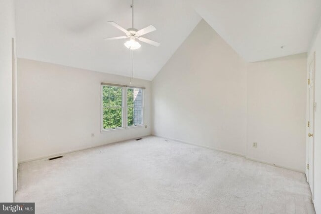 Building Photo - 15831 Glacier Ct