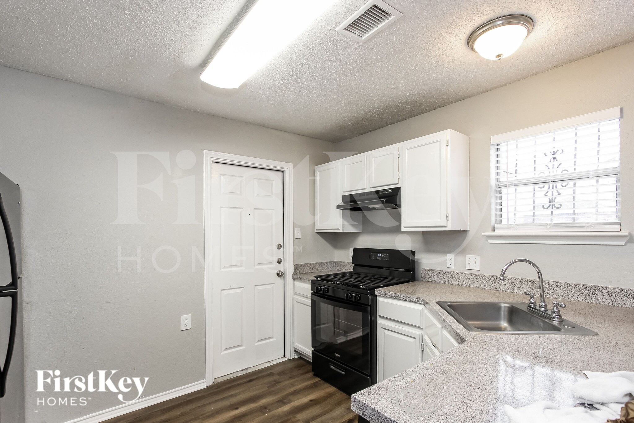 Building Photo - 10244 Budtime Ln