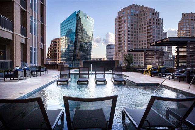 Building Photo - 2212 McKinney Ave