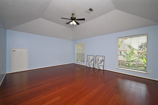 Building Photo - 6419 Sutter Park Ln