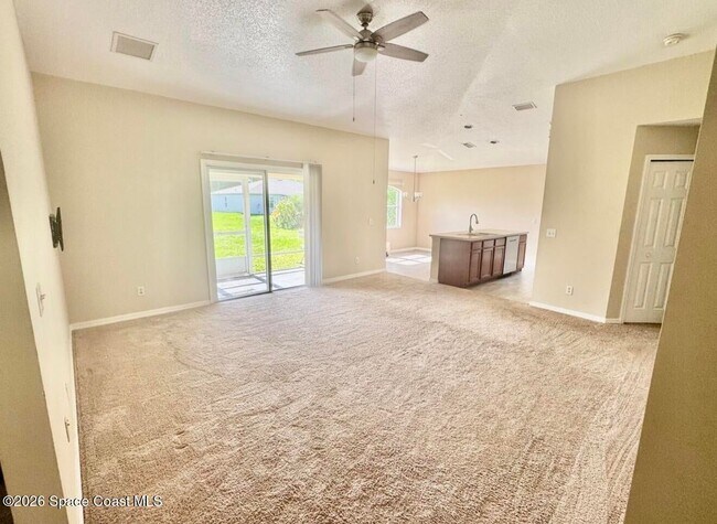 Building Photo - 1072 Flintlock Ave SE