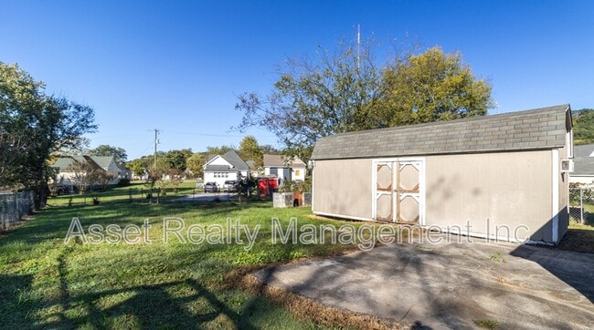 Building Photo - 3023 Rector St