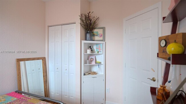 Building Photo - 104 Harbors Way