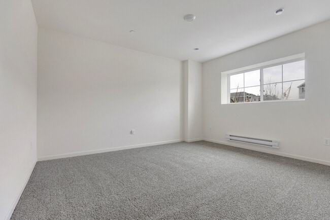 Building Photo - 2016 Yellowstone Blvd