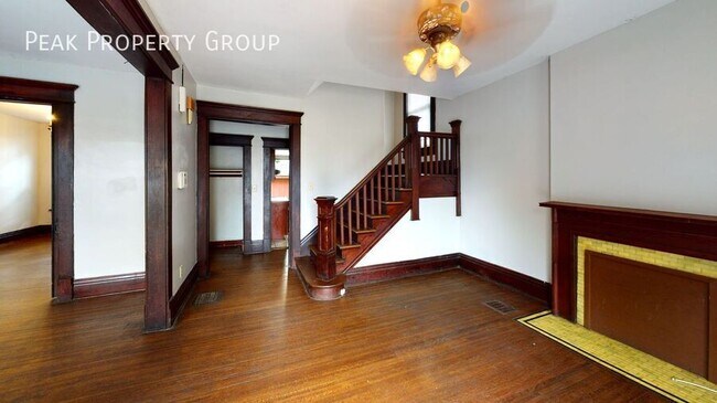 Building Photo - 1638 N 4th St