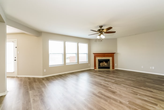 Building Photo - 3098 W Meadowbend Ln