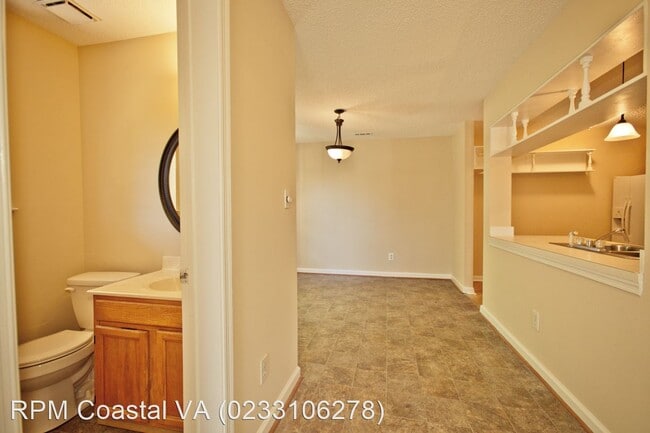 Building Photo - 2 br, 2.5 bath House - 475 Lees Mill Dr.