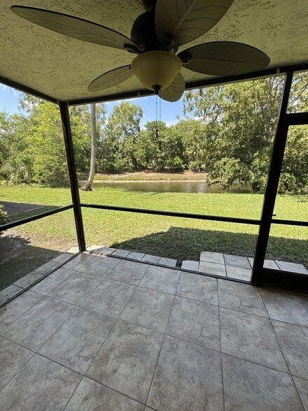 Building Photo - 1403 Lakeview Dr E