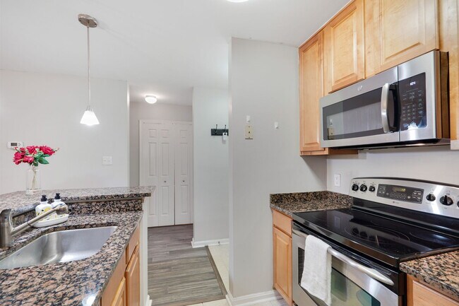 Building Photo - 10303 Appalachian Cir