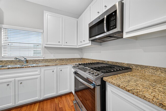 Building Photo - 11510 Main Ash Dr