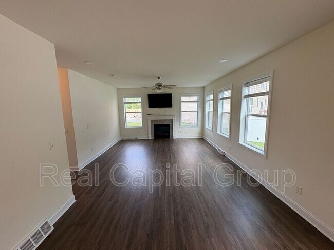 Building Photo - 43 Timber Creek Dr
