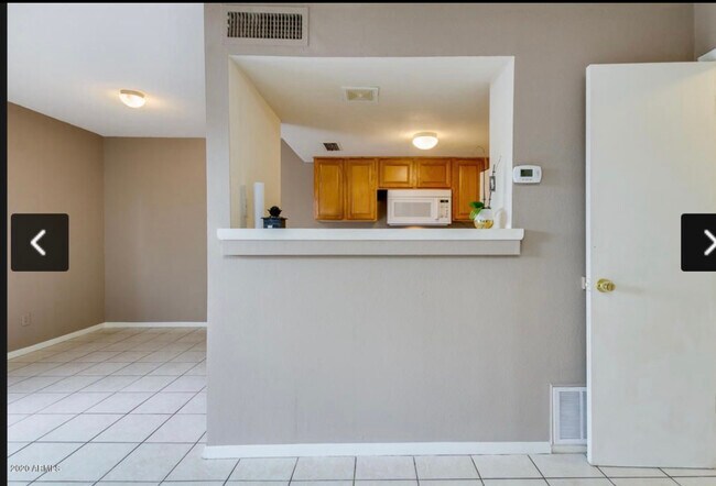 Building Photo - 4222 S 46th Pl