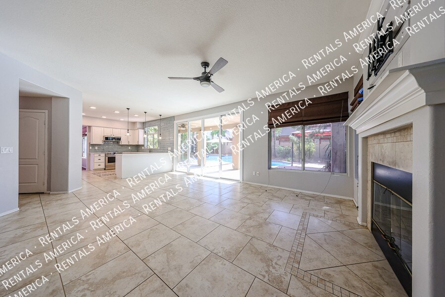 Building Photo - 15039 N 54th Pl