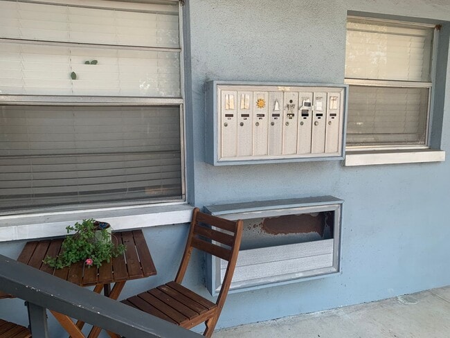 Building Photo - P167 - LMB #108