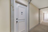 Building Photo - CHB7