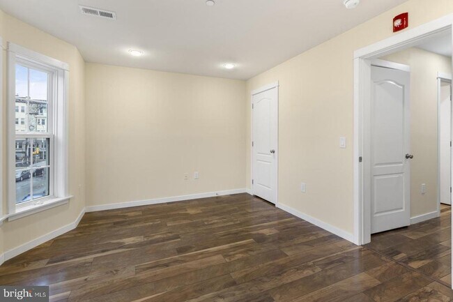 Building Photo - 134 S 46th St