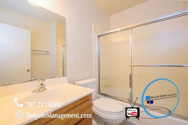 Building Photo - Downtown Benicia! Want to live in the hear...