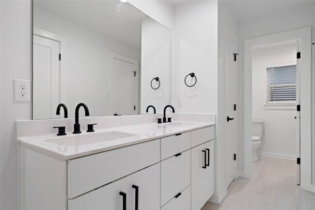 Building Photo - 5703 De Milo Dr