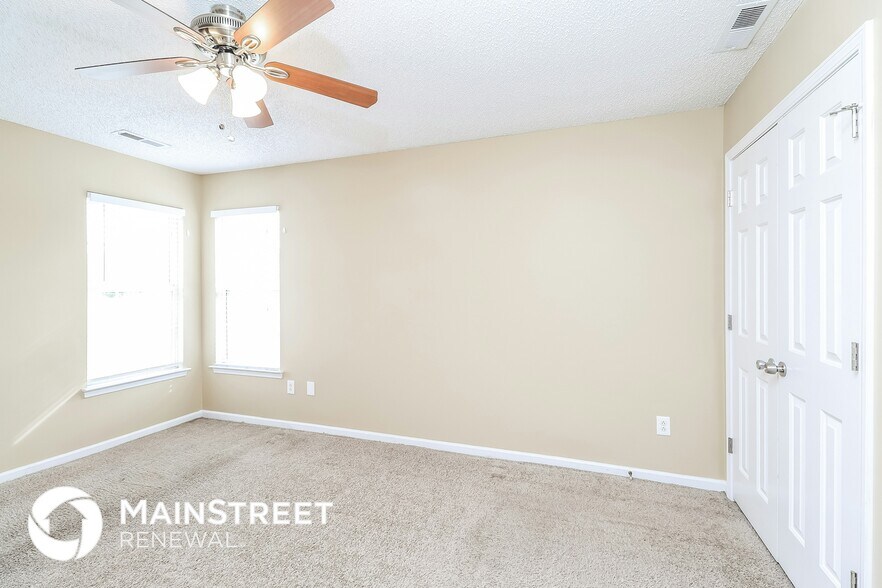 Building Photo - 5907 Bridgeway Dr