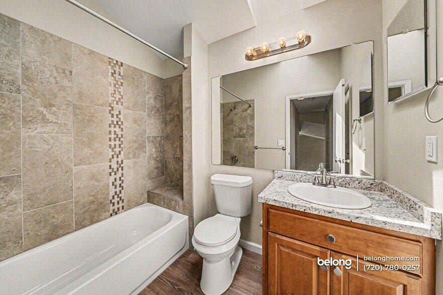 Building Photo - 4323 Fletcher Dr