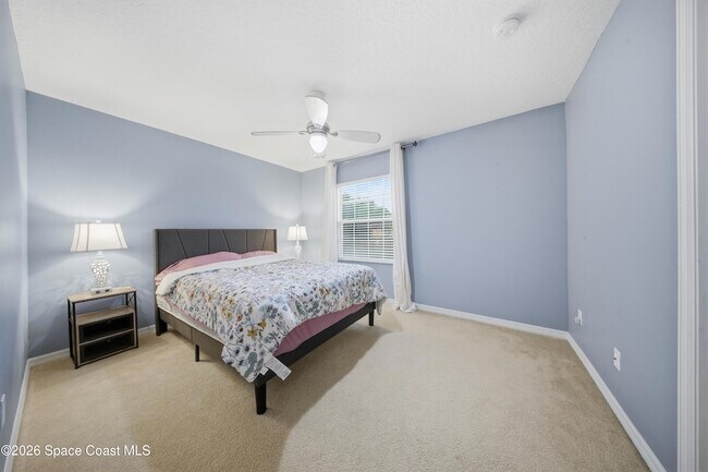 Building Photo - 2039 Tullagee Ave