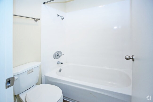 Studio - Summerfield Place