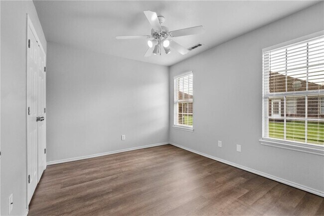 Building Photo - 1667 Evening Shade Dr