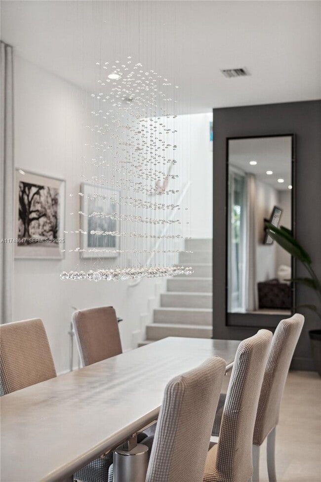 Building Photo - 3580 SW 23rd St