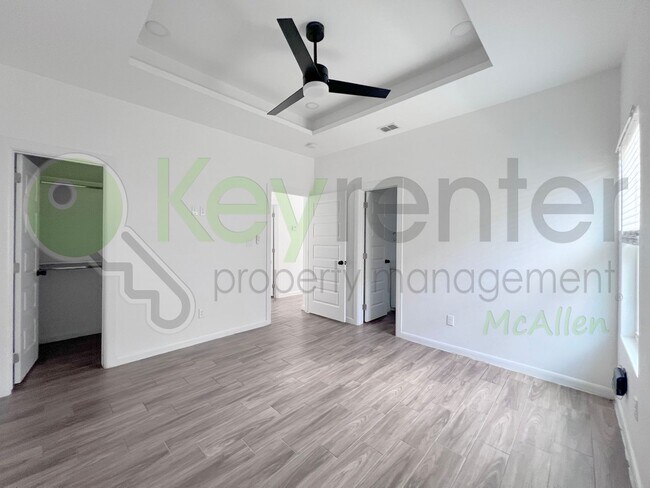 Building Photo - SUPER LOW PRICED - Like Brand New 2bed/2bath Apartment in Edinburg. Don't Miss Out!