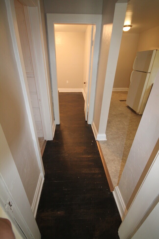 Building Photo - 356 Cliffside Dr