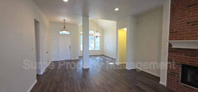 Building Photo - 629 Dorchester Dr