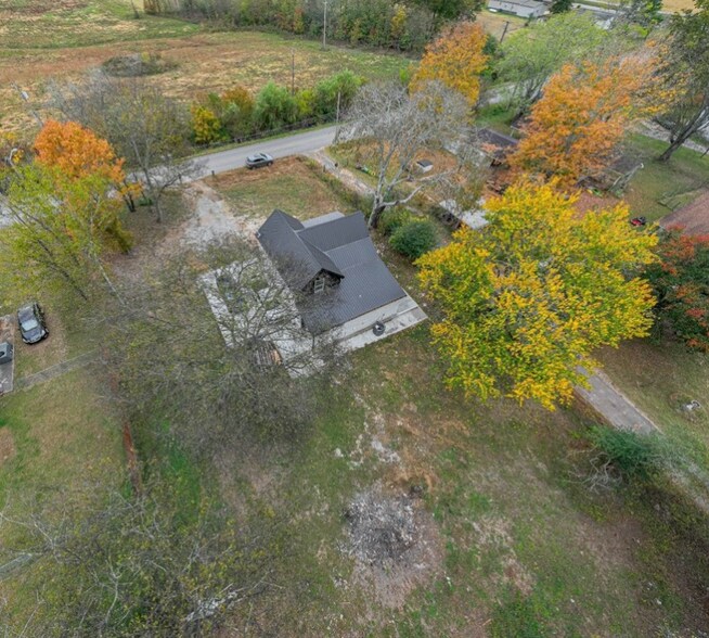 Building Photo - 825 Market St