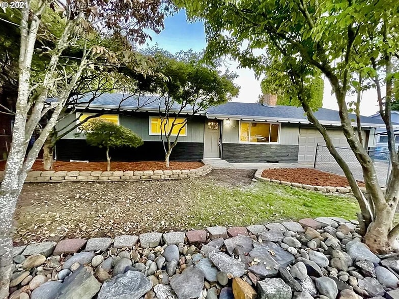 Primary Photo - 7709 NE 126th Ave