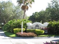 Building Photo - 2035 Dixie Belle Dr