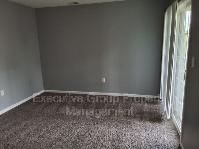 Building Photo - 110 Hurstfield Dr