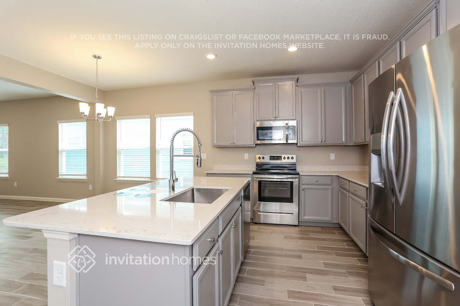 Building Photo - 9914 Lemon Grass Ln