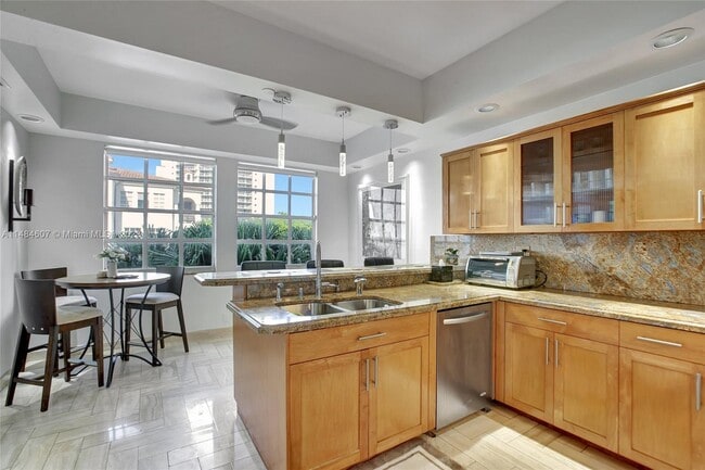 Building Photo - 3900 Island Blvd