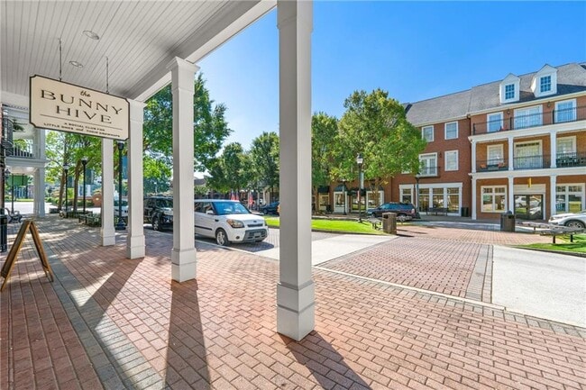 Building Photo - 1068 Huntington Trce SE