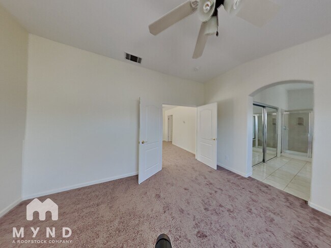 Building Photo - 133 Orchard Park Pl