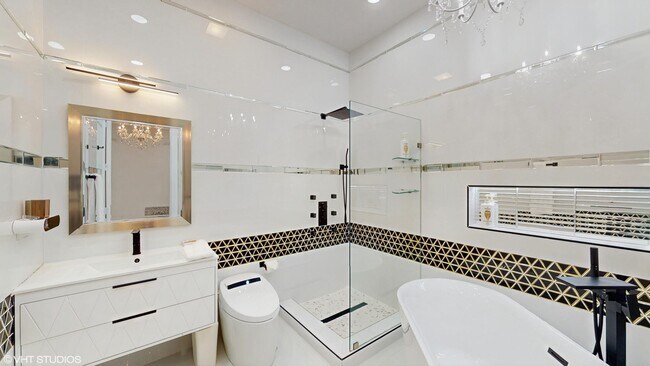 Building Photo - 377 Squire Dr