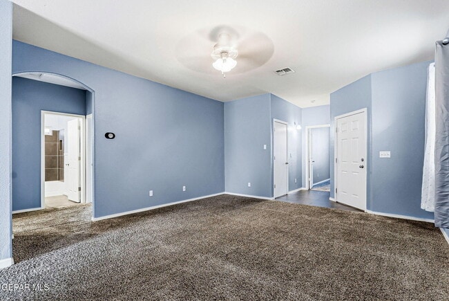 Building Photo - 4917 Ruben Soto