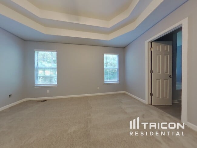 Building Photo - 186 Diamond Ct