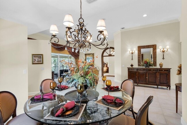 Building Photo - 222 Legendary Cir