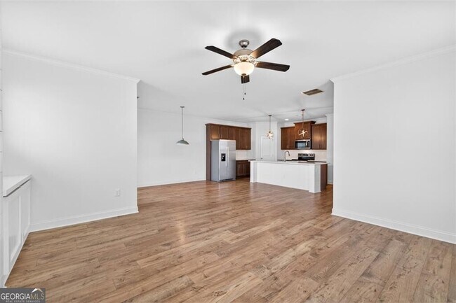 Building Photo - 5524 Garens Way