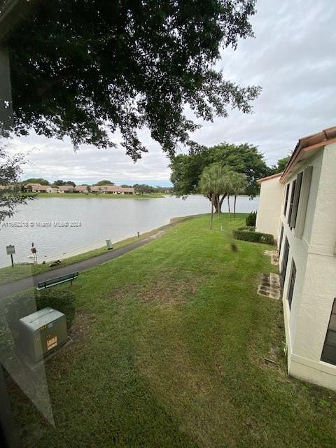 Building Photo - 300 Palmwood Pl