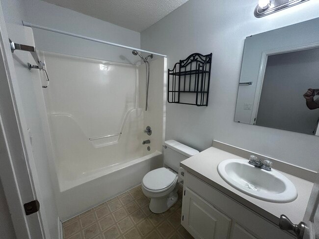 Building Photo - 4769 Coronado Cir