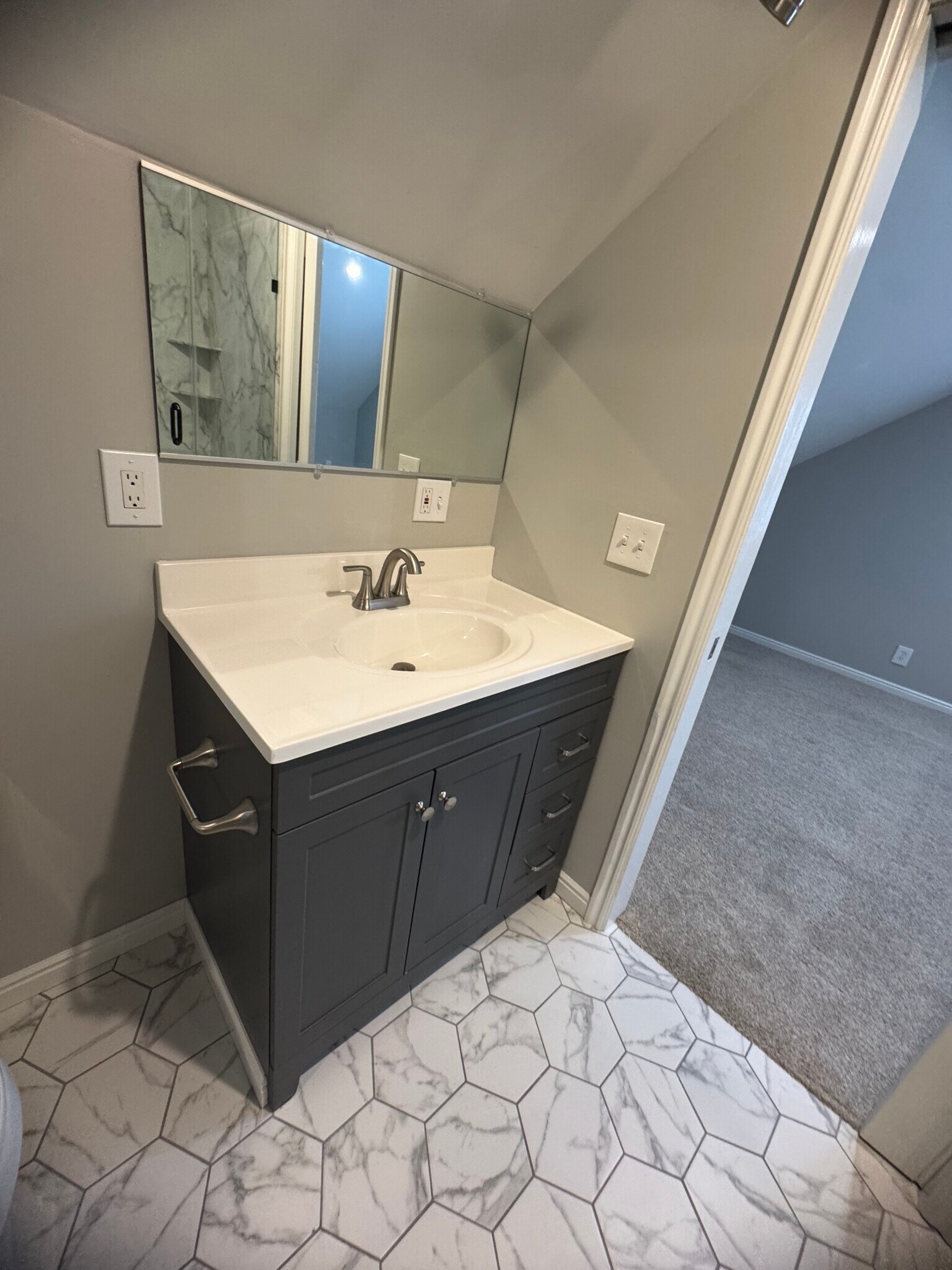 Building Photo - 5000 S Lincoln St