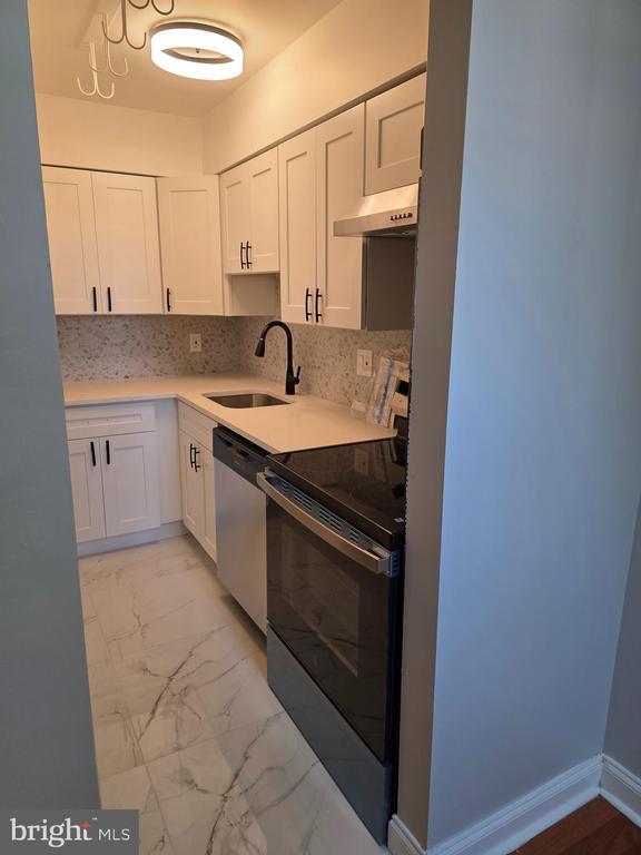 Building Photo - 307 Arch St