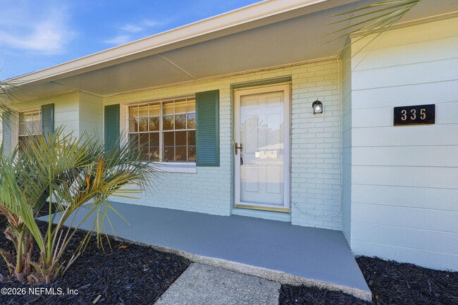 Building Photo - 335 Palos Ct